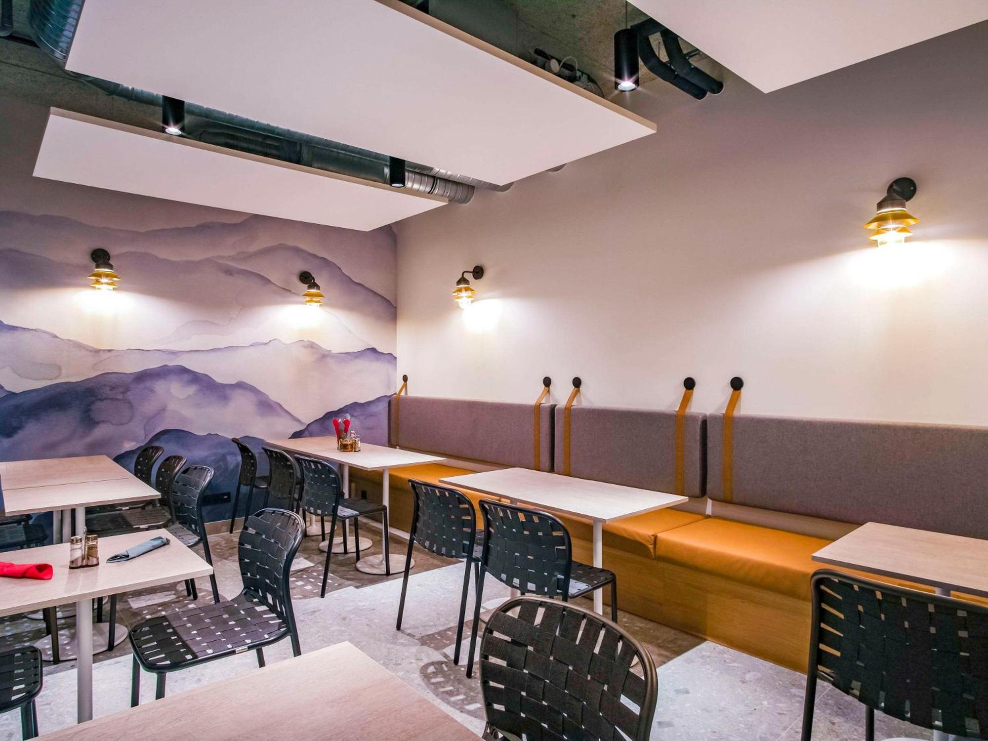 Ibis Styles Albertville Exterior foto